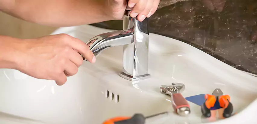 Bathtub Faucet Replacement in Suffolk